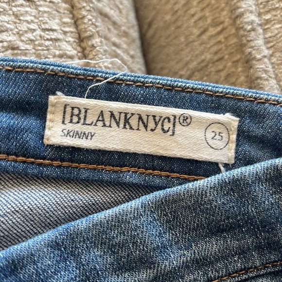 BLANK NYC skinny Slitted Jeans - Picture 8 of 9